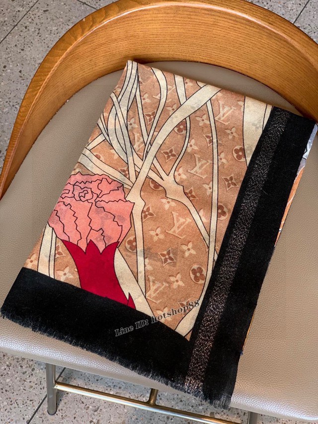 LV專櫃新品路易威登客供銀線羊絨面料長巾女士披肩 mmyj1634